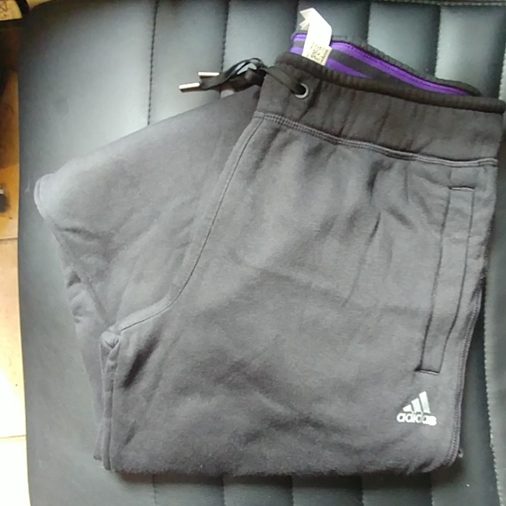 Adidas sweats new size m
